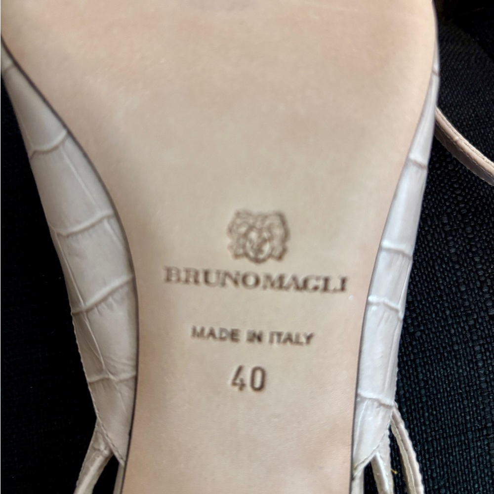 Bruno Magli Beige Croc-Patterned Heels - Picture 7 of 7